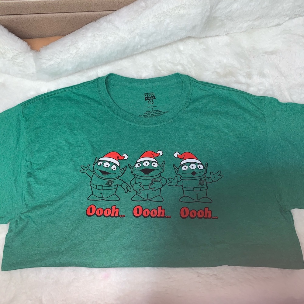 Like new Men’s Toy Story 4 Alien Christmas shirt
